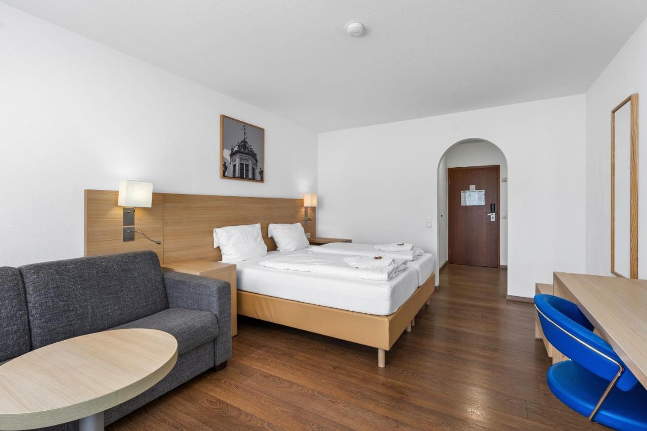 Hotel Adler Фридрихсхафен Экстерьер фото
